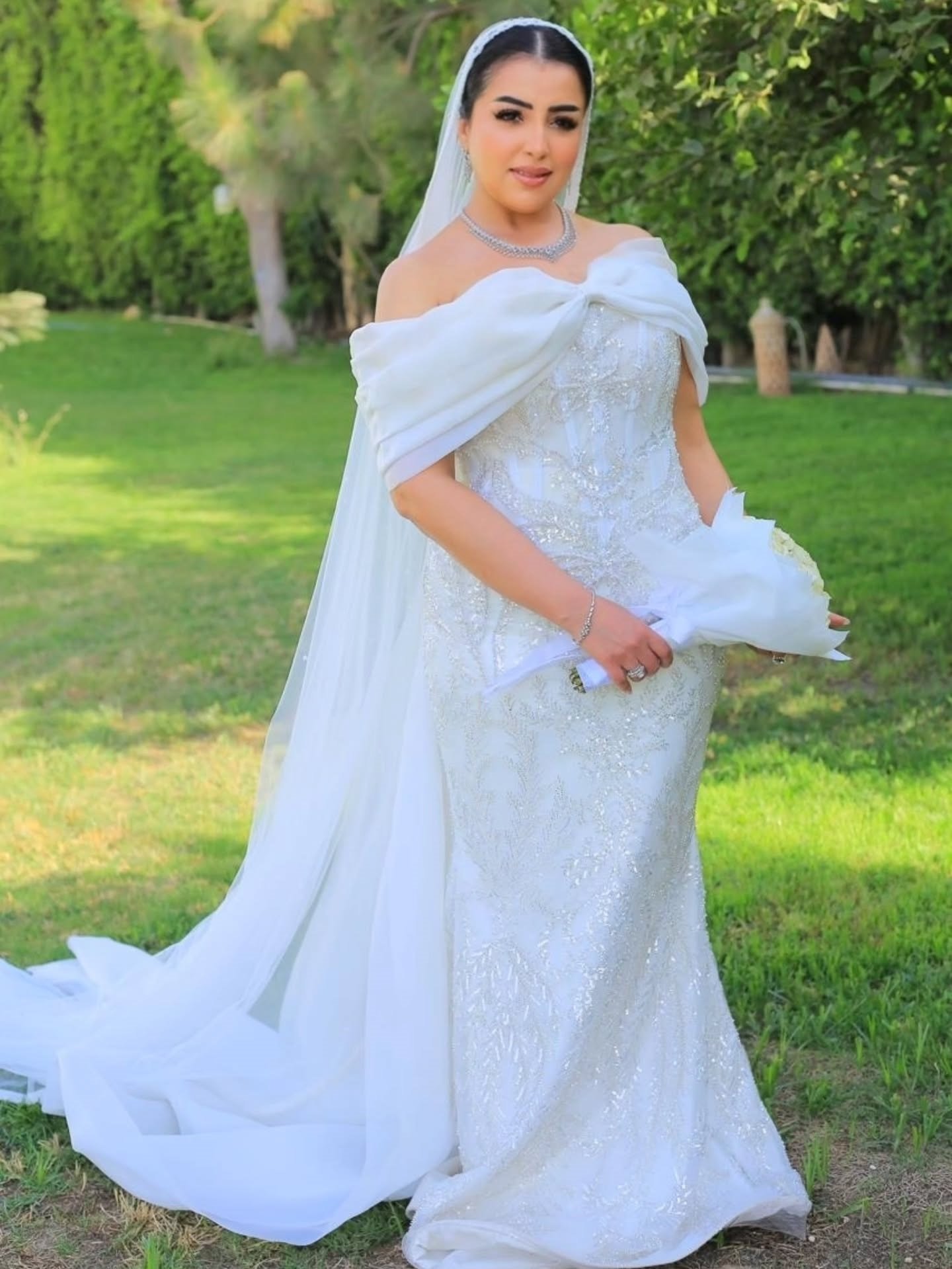 الفنانة نهى صالح بفستان الزفاف الفنانة نهى صالح بفستان الزفاف