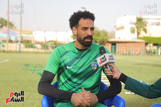 محمود ابو السعود حارس مرمى المقاولون العرب (4)