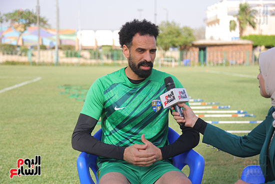 محمود ابو السعود حارس مرمى المقاولون العرب (5)