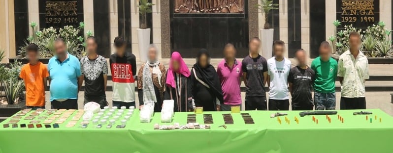المتهمون والمضبوطات (1)