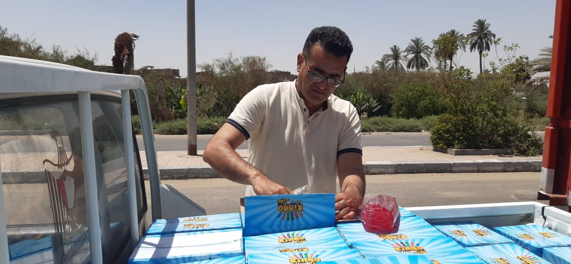 حملات تضبط 9000 قطعة شيكولاته ومثلجات للأطفال مجهولة المصدر حملات تضبط 9000 قطعة شيكولاته ومثلجات للأطفال مجهولة المصدر