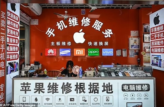 أحد المتاجر