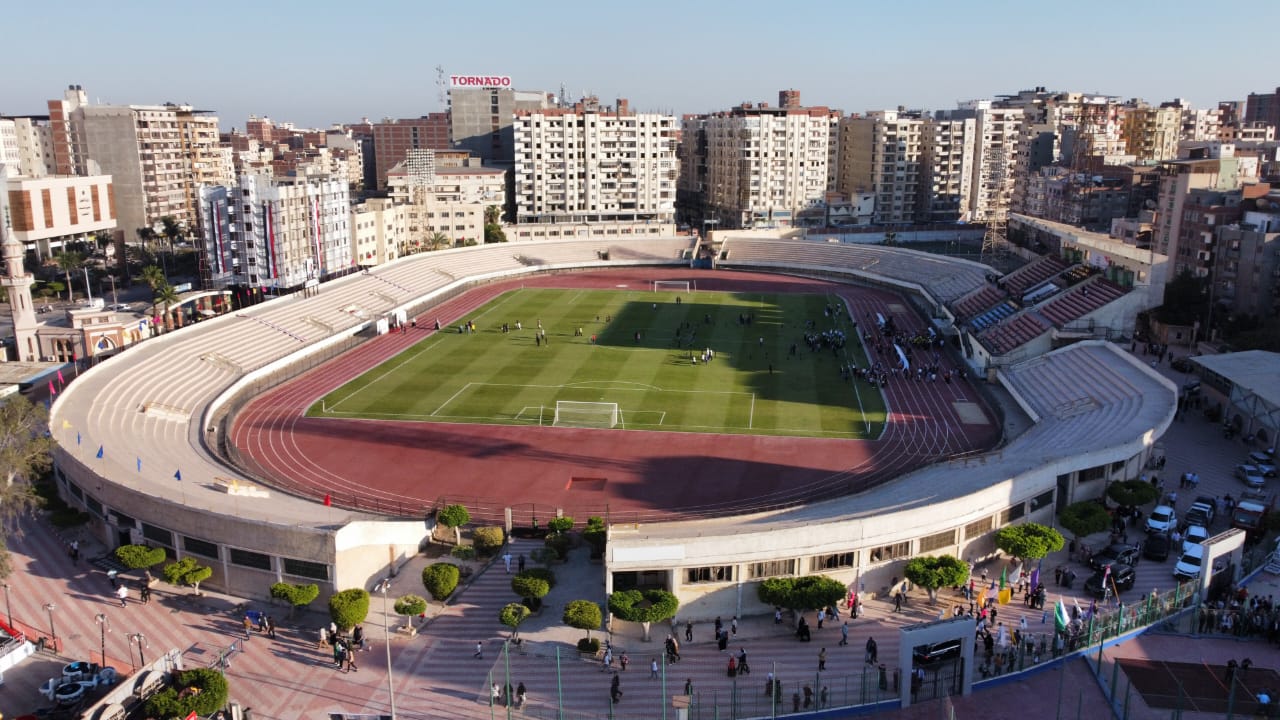 تطوير ستاد المنصورة (2)