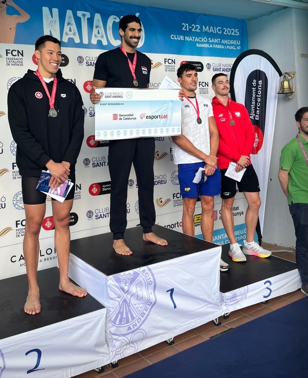 لحظة تتويج عبد الرحمن هريدى لحظة تتويج عبد الرحمن هريدى