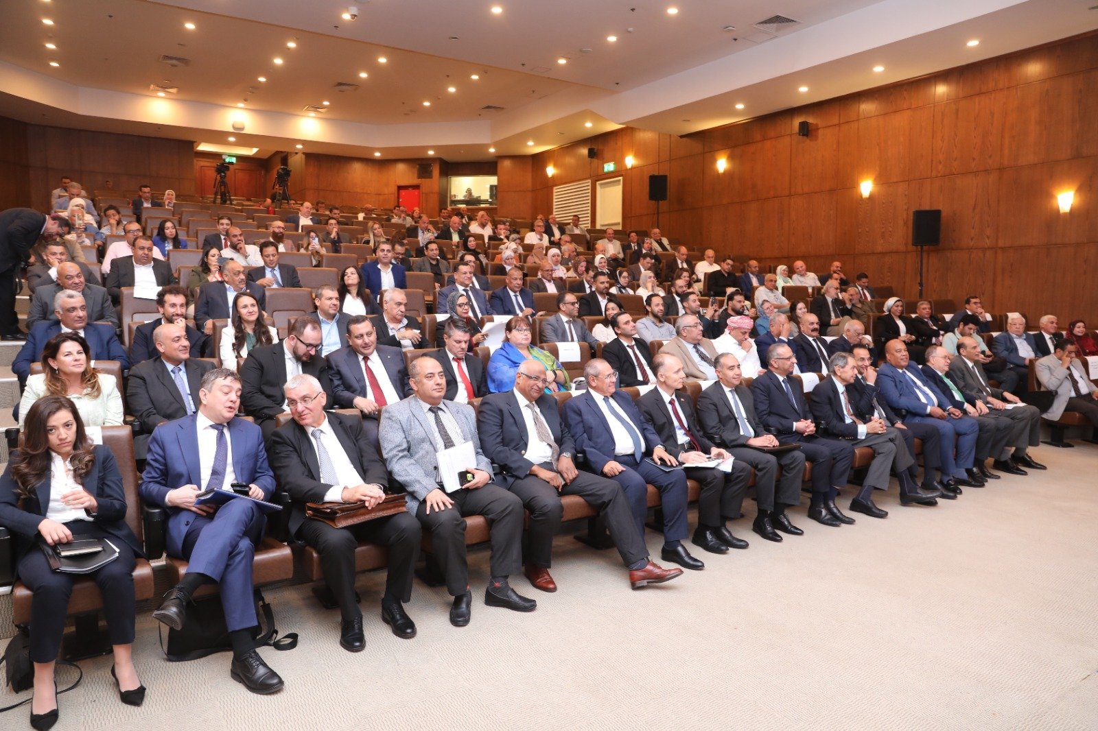 افتتاح أعمال المنتدى المصري البلغاري المنعقد بمقر الاتحاد العام للغرف التجارية افتتاح أعمال المنتدى المصري البلغاري المنعقد بمقر الاتحاد العام للغرف التجارية