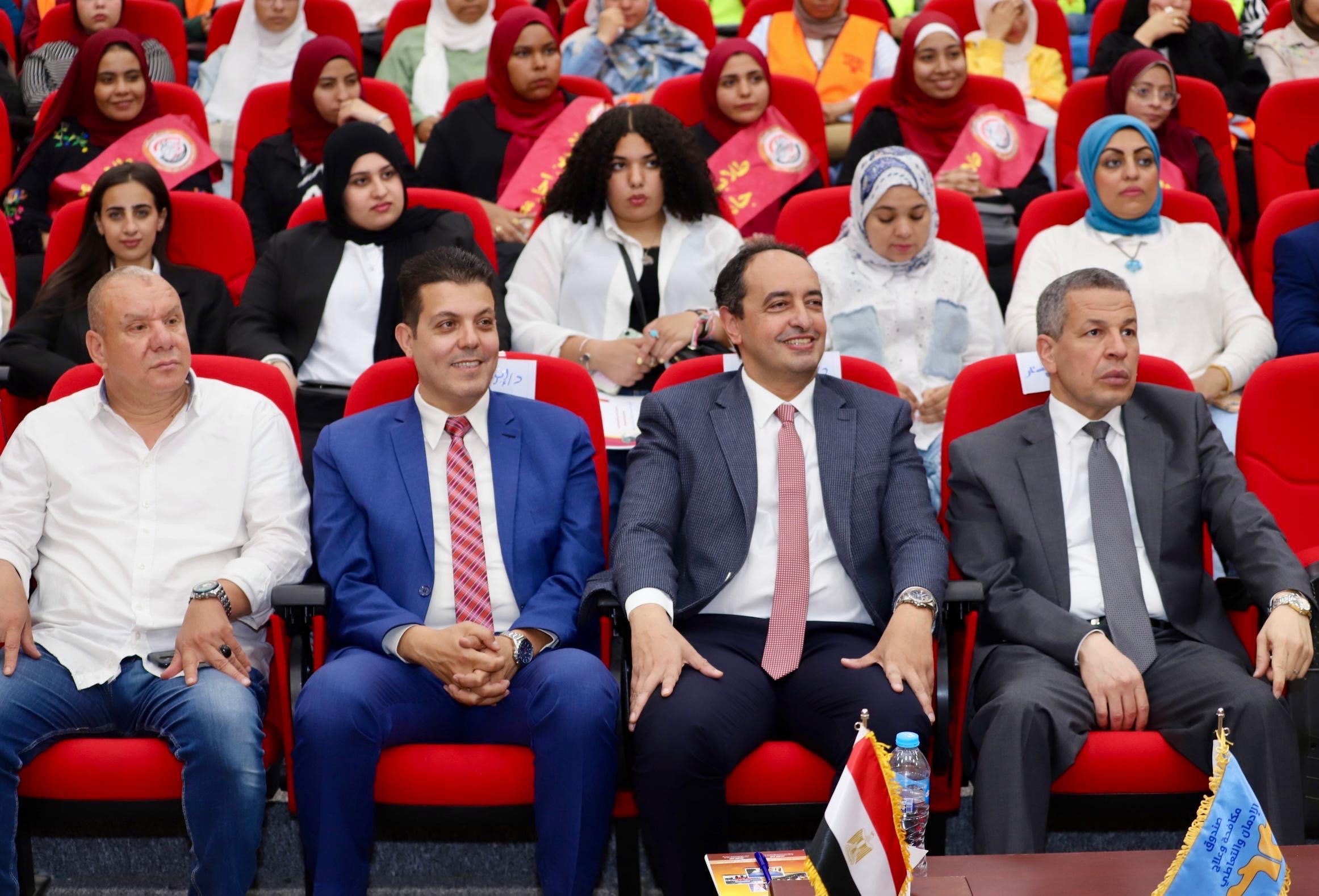 مدير صندوق مكافحة الإدمان ورئيس جامعة الغردقة يدشنان برنامج لتوعية الطلاب بخطورة المخدرات