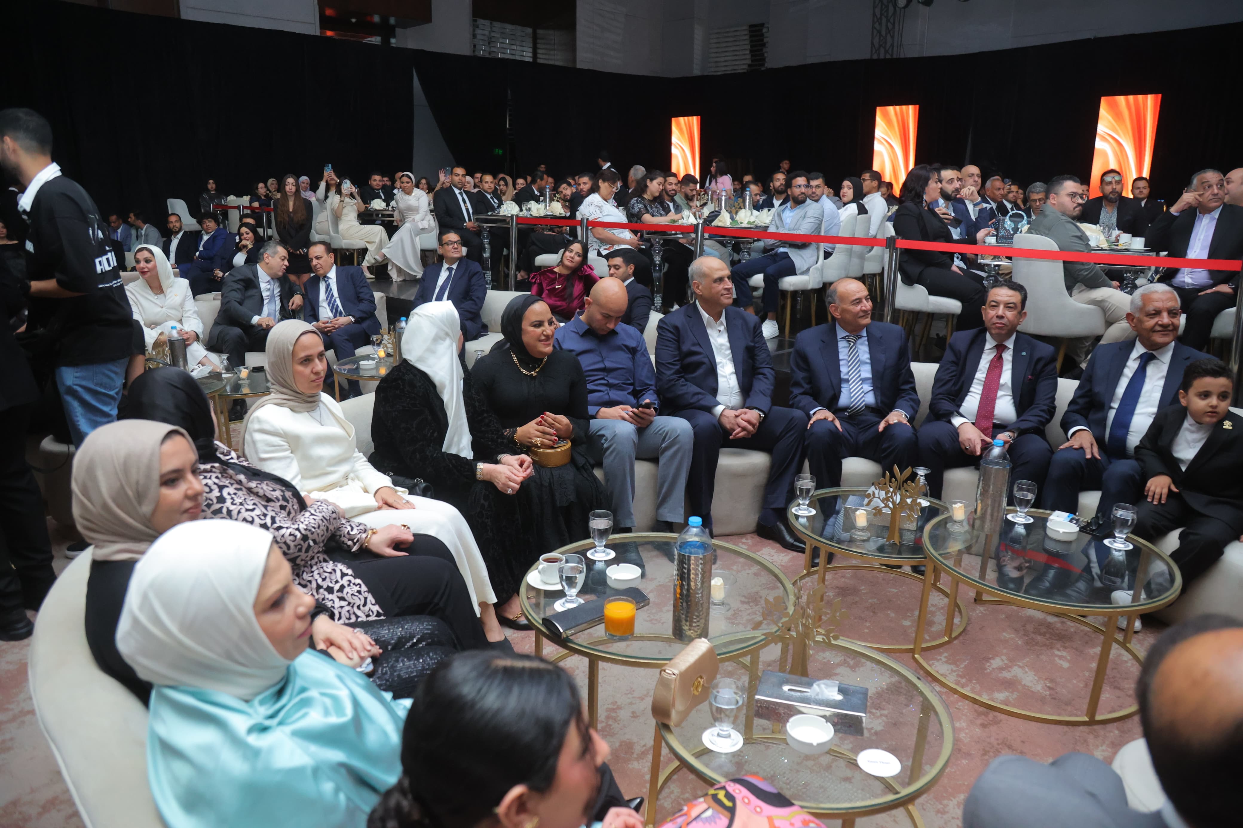 وائل جسار يغنى من قلب القاهرة  لـأمورادا  (1)