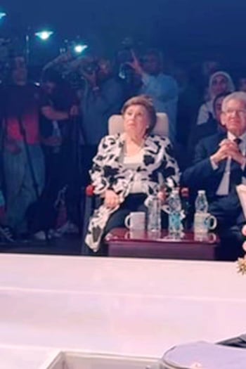 نوال الدجوي فى عرض الازياء (2)