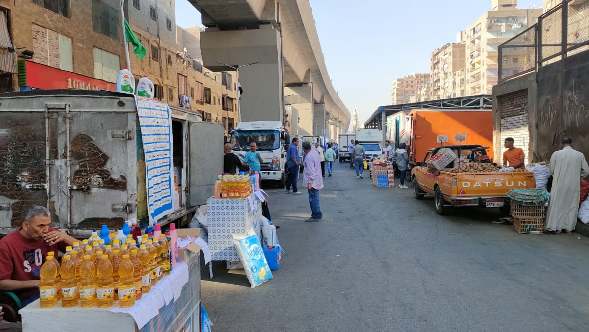 سوق اليوم الواحد في حي إمبابة (3)