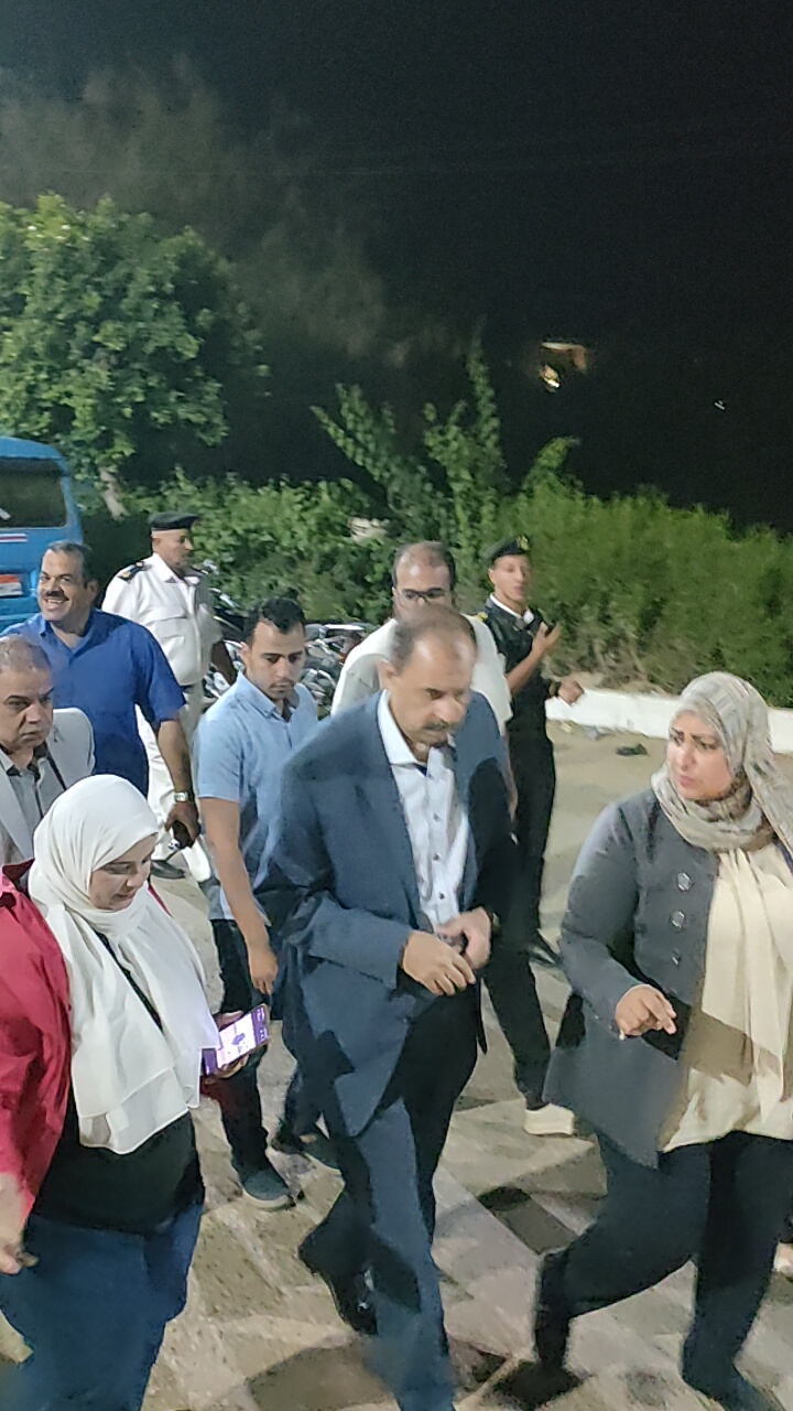 محافظ سوهاج وجولة بالشوراع محافظ سوهاج وجولة بالشوراع