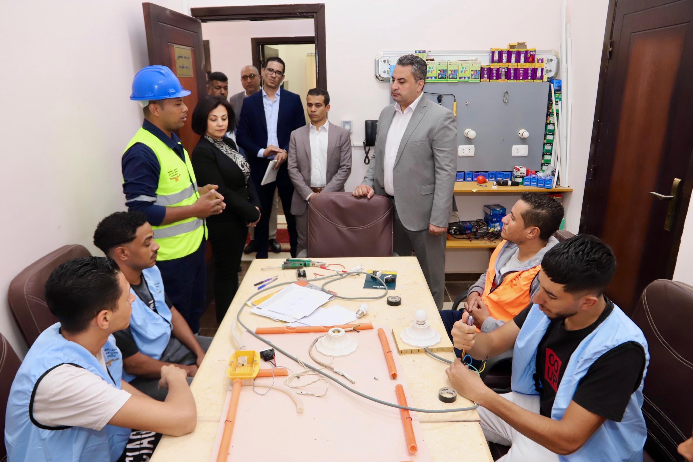 خلال تفقد مركز العزيمة لصندوق مكافحة الادمان بمحافظة البحر الأحمر
