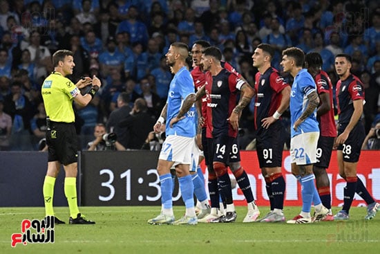لدوري الإيطالي الدرجة الأولى نابولي ضد كالياري لدوري الإيطالي الدرجة الأولى نابولي ضد كالياري