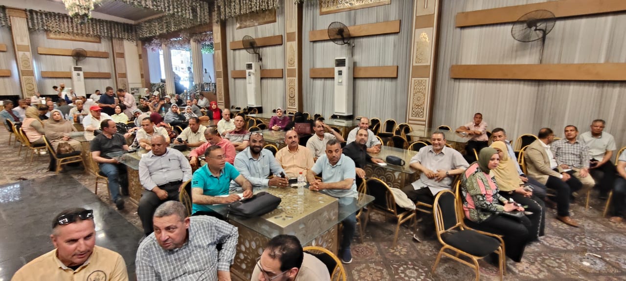 الحضور من المشاركين في امتحانات الإعدادية بقطاع دسوق