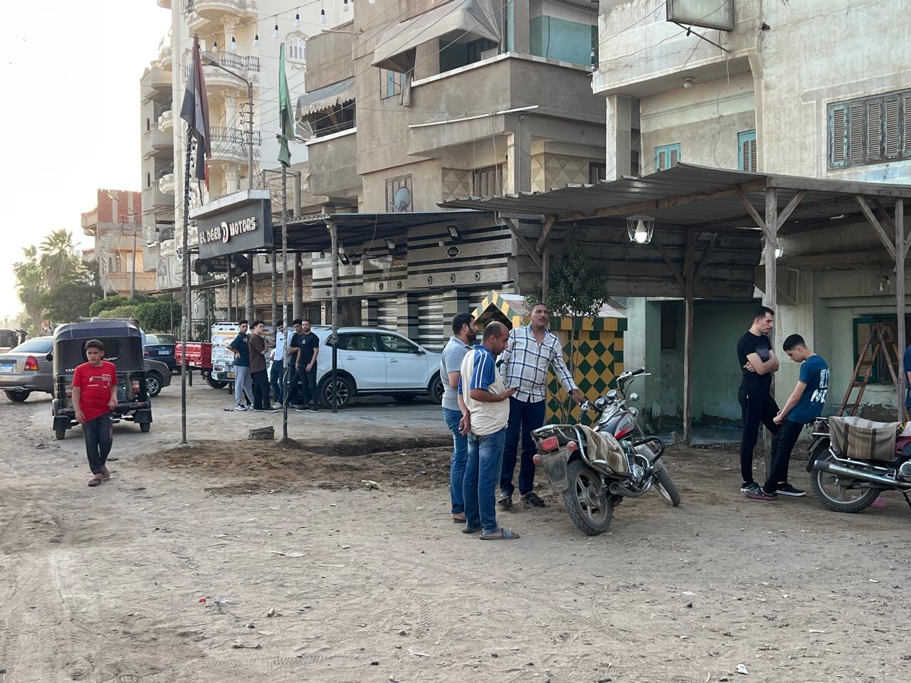 حزن علي الجميع