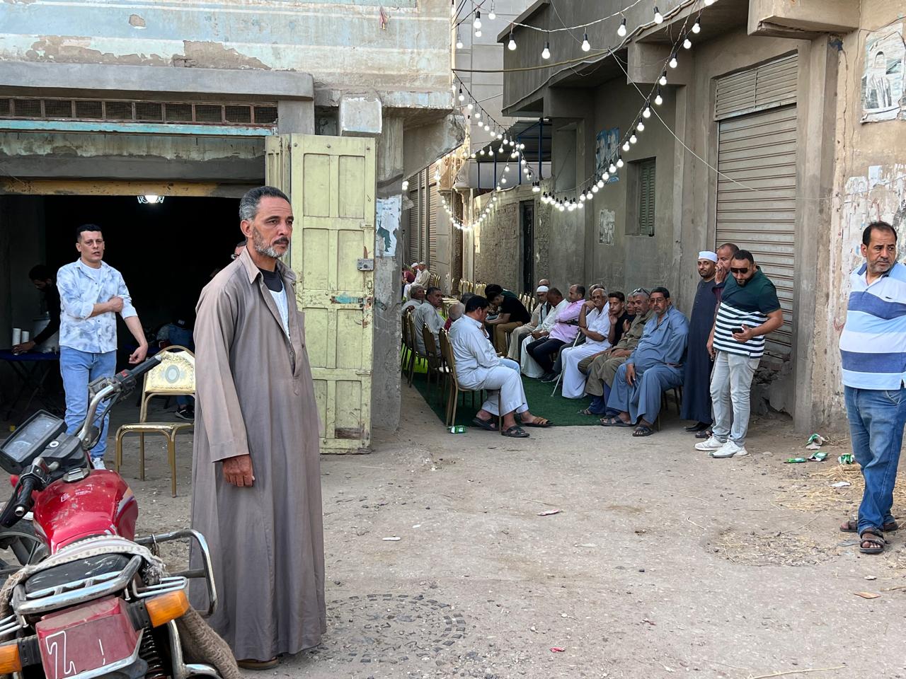 حالة من الحزن علي وجوه الجميع