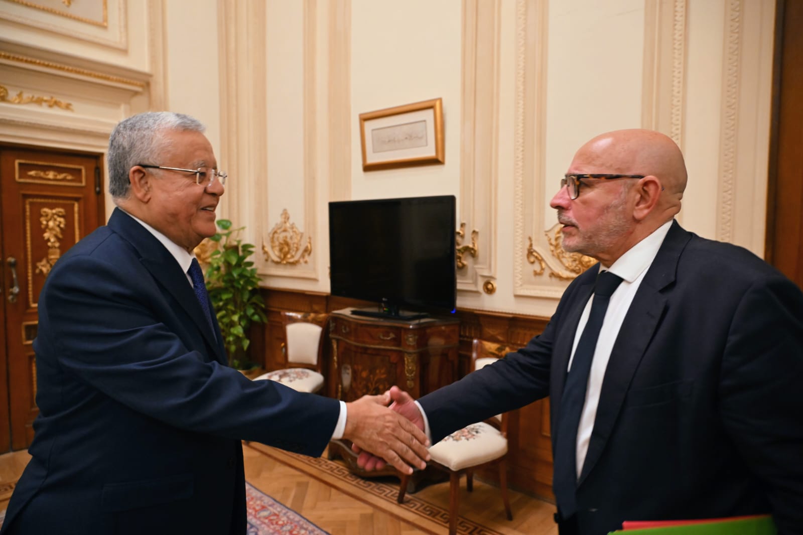 e7c92671-67d7-41e9-ae91-757fa4801e88