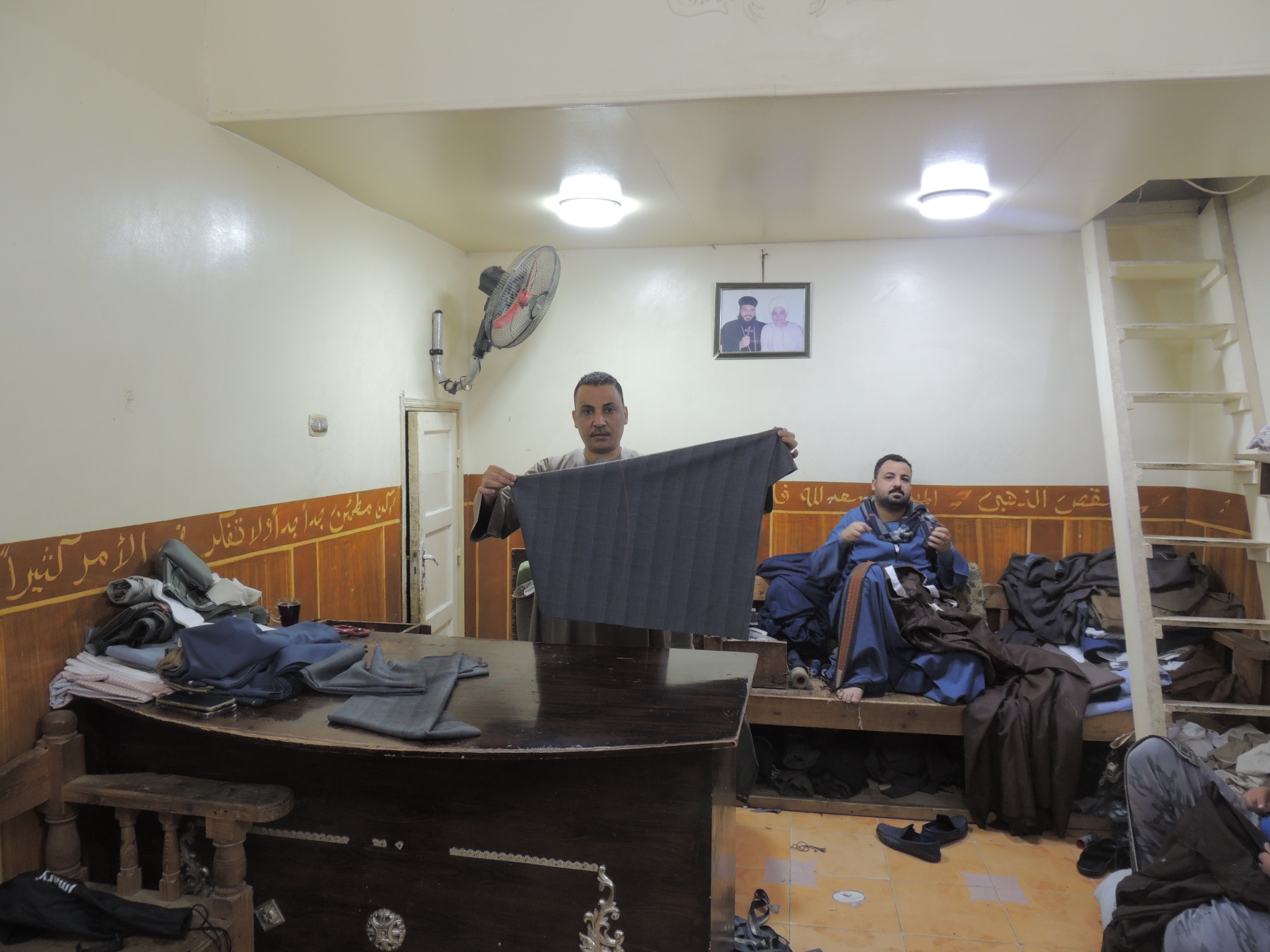 أعمال قص الجلباب