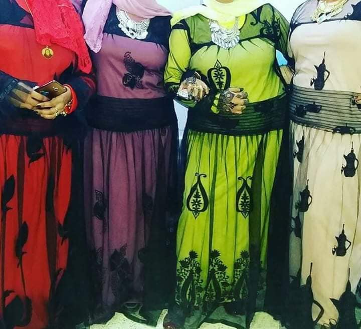 سيدات النوبة يرتدين الجرجار سيدات النوبة يرتدين الجرجار