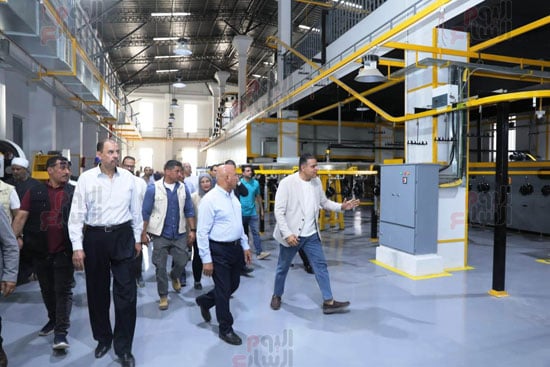 كامل الوزير يفتتح مشروعات جديدة باستثمارات محلية وأجنبية فى الصعيد (2)
