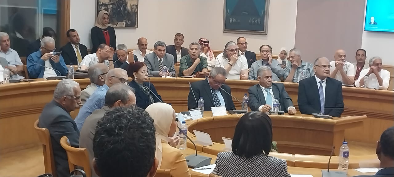 لمشاركون في الاحتفائية