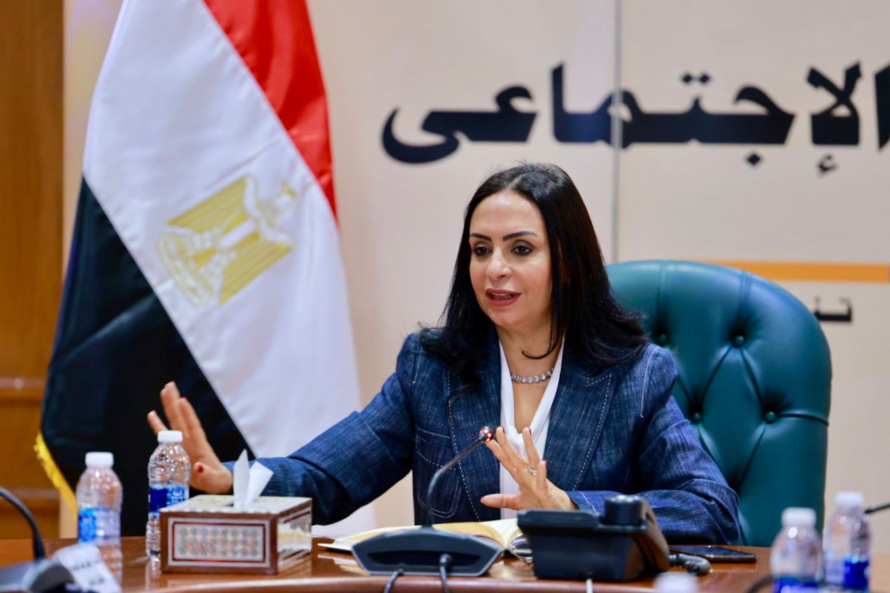 الدكتورة مايا مرسى خلال الاجتماع الدكتورة مايا مرسى خلال الاجتماع
