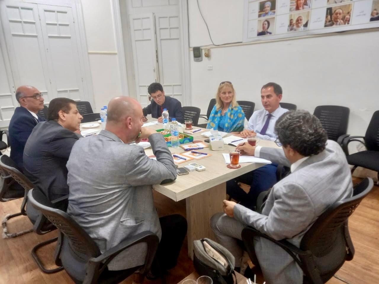 2a95cb9d-b1dd-4003-8e8b-464f7e093b3e