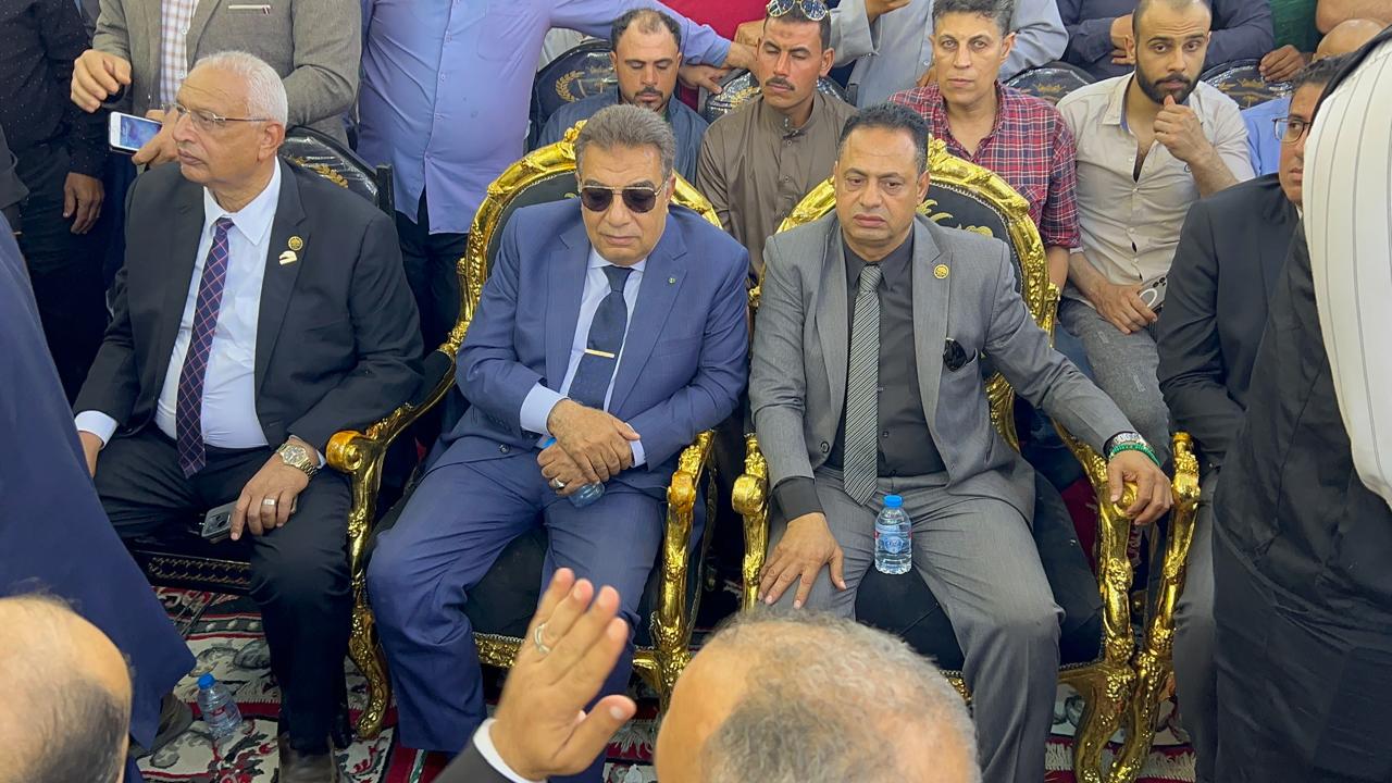 محافظ الدقهلية والنواب في عزاء الشيخ سيد سعيد محافظ الدقهلية والنواب في عزاء الشيخ سيد سعيد