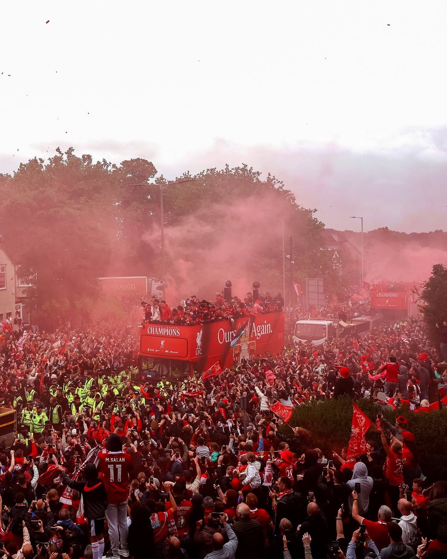 جمهور غفير في ليفربول