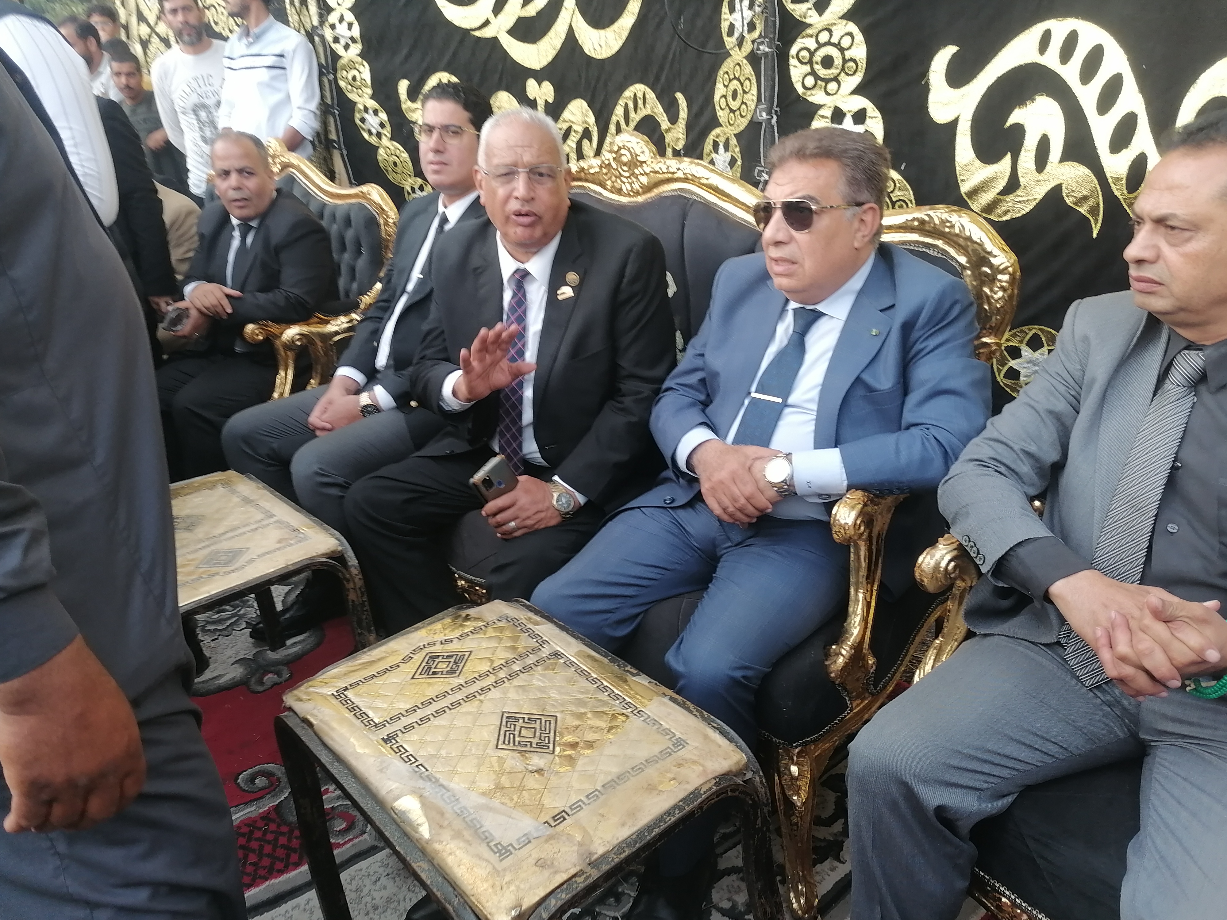 جانب من تواجد المحافظ جانب من تواجد المحافظ