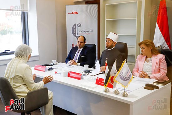 المقابلات الشخصية لقبول الدفعة الثانية من برنامج المرأة تقود للتنفيذيات (4)