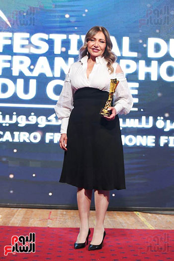 الفنانة ليلى علوي الفنانة ليلى علوي