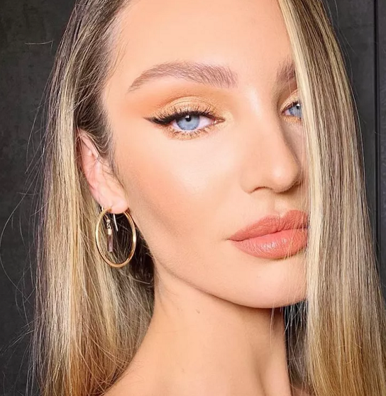 ظلال عيون أصفر