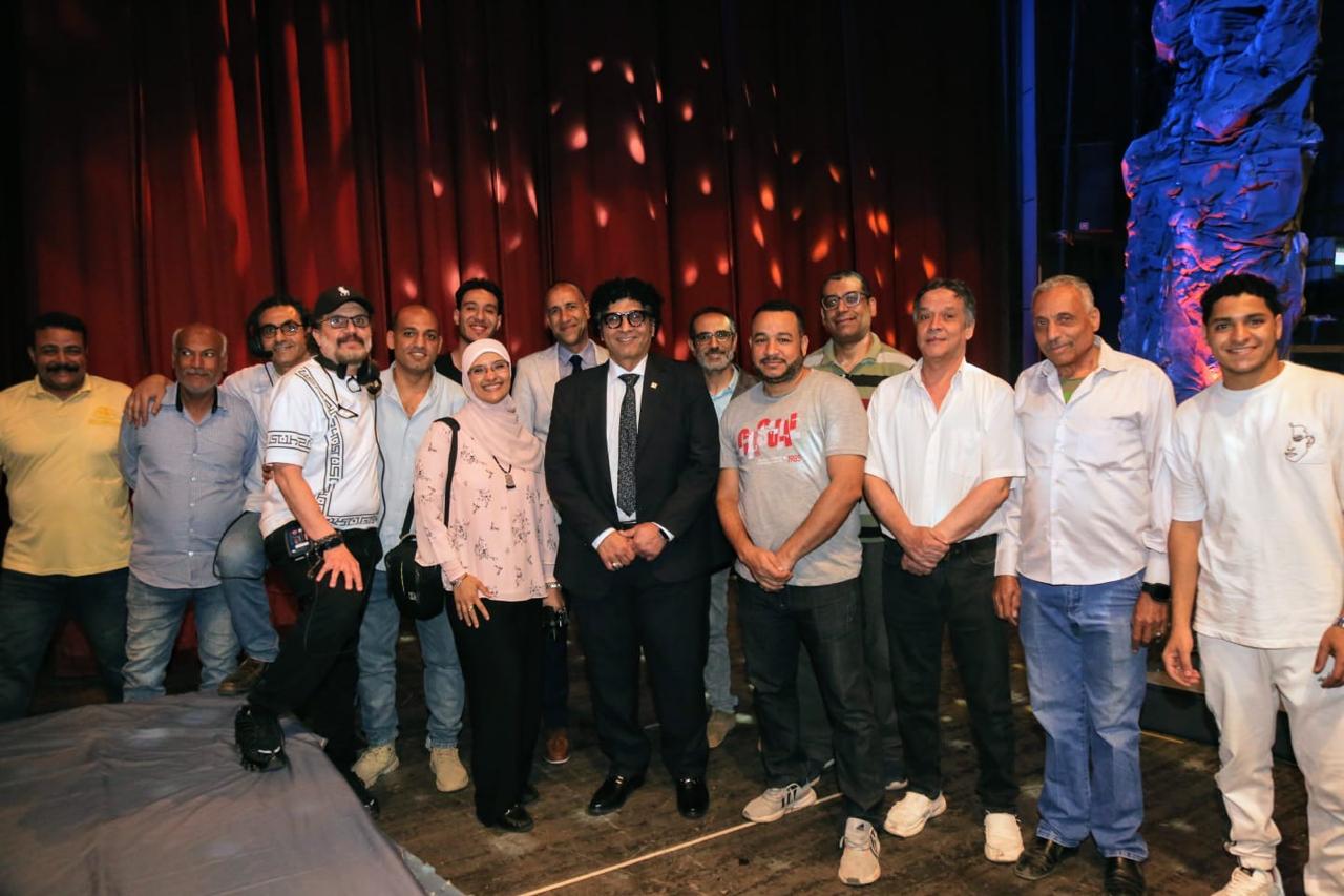 702cdd82-65ce-45e9-b0b2-fa5b6306d365