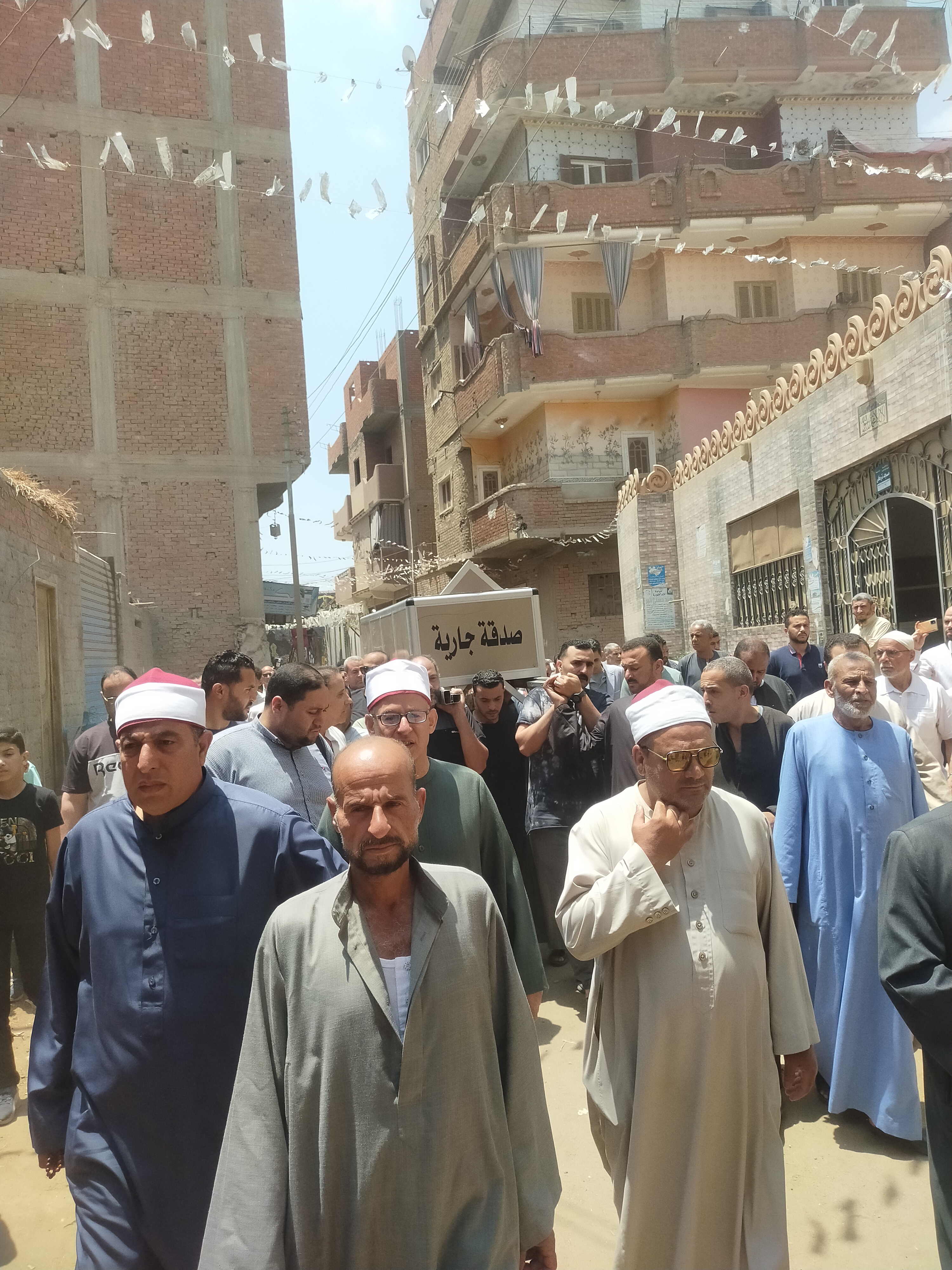 جانب من الجنازة جانب من الجنازة