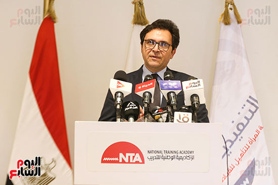 وزير الثقافة الدكتور احمد فؤاد هنو (5) - Copy