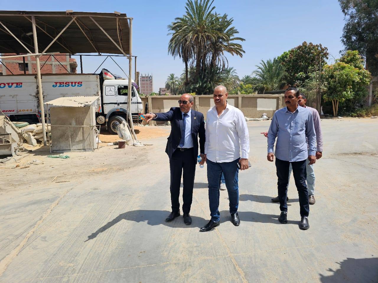 جولات على توريد القمح لشون وصوامع إسنا وأرمنت جولات على توريد القمح لشون وصوامع إسنا وأرمنت