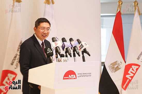 السفير دومينيك جوه سفير جمهورية سنغافورة لدى القاهرة