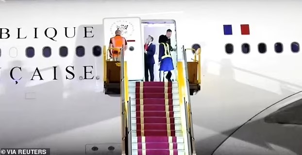 صورة من فيديو الصفعة صورة من فيديو الصفعة