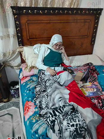 سارة تحلم بالالتحاق بكلية الصيدلة سارة تحلم بالالتحاق بكلية الصيدلة