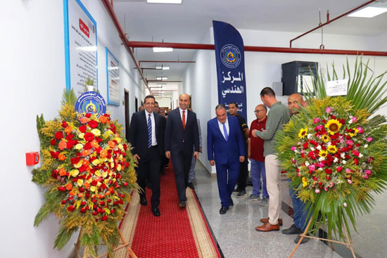 المركز الهندسي بكلية الهندسة بجامهة دمنهور المركز الهندسي بكلية الهندسة بجامهة دمنهور