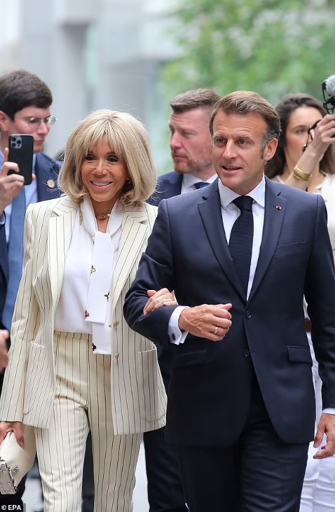 الرئيس الفرنسى وزوجته