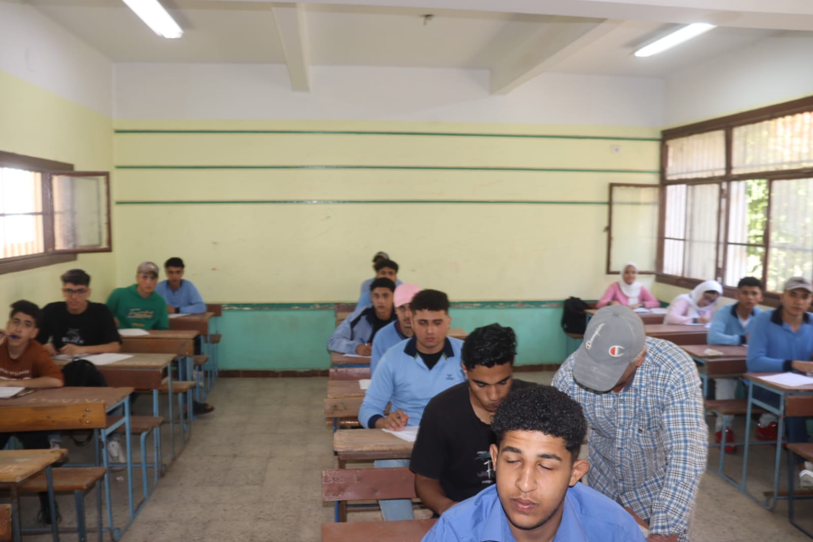 لجان امتحانات الدبولمات الفنية