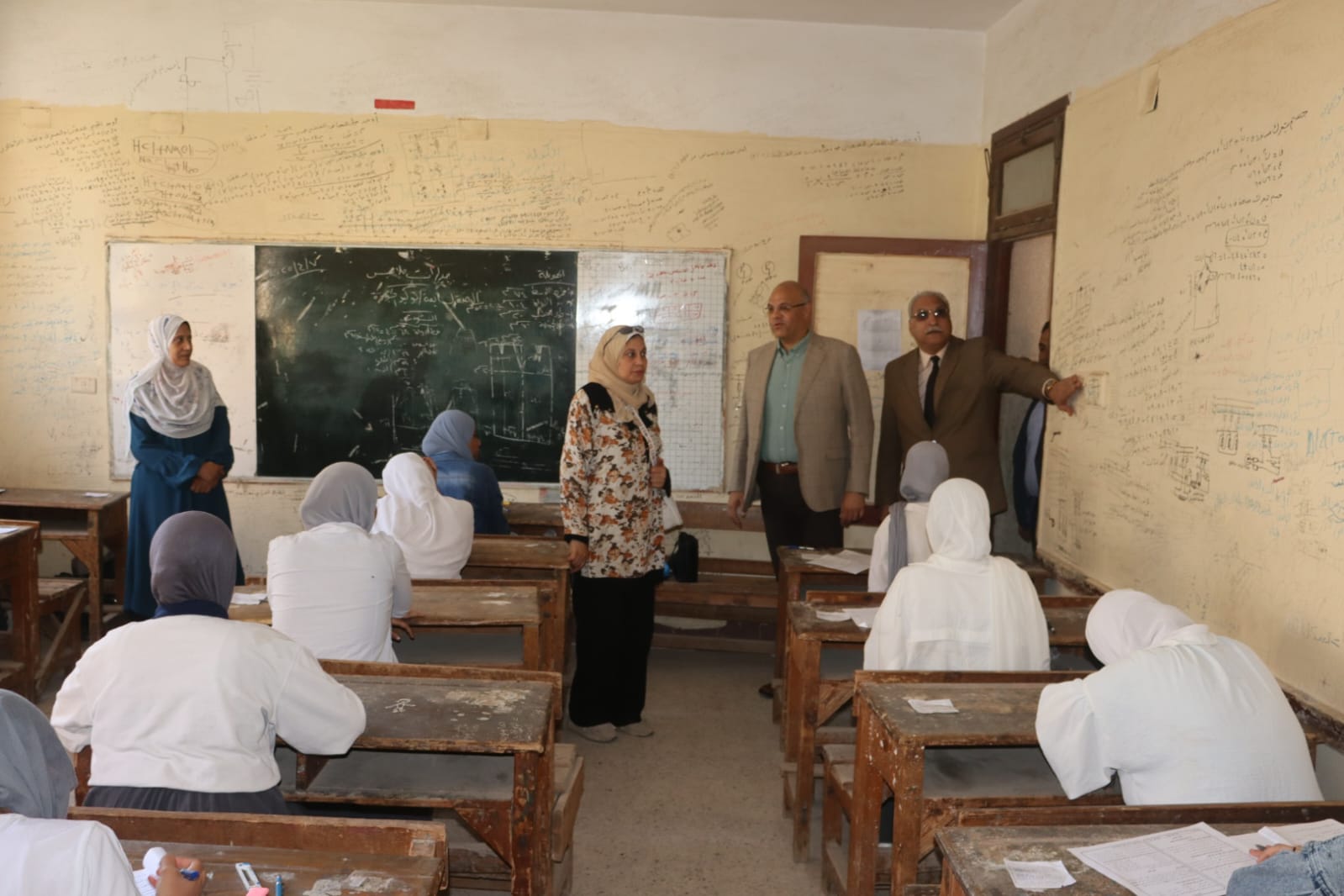 خلال تفقد اللجان