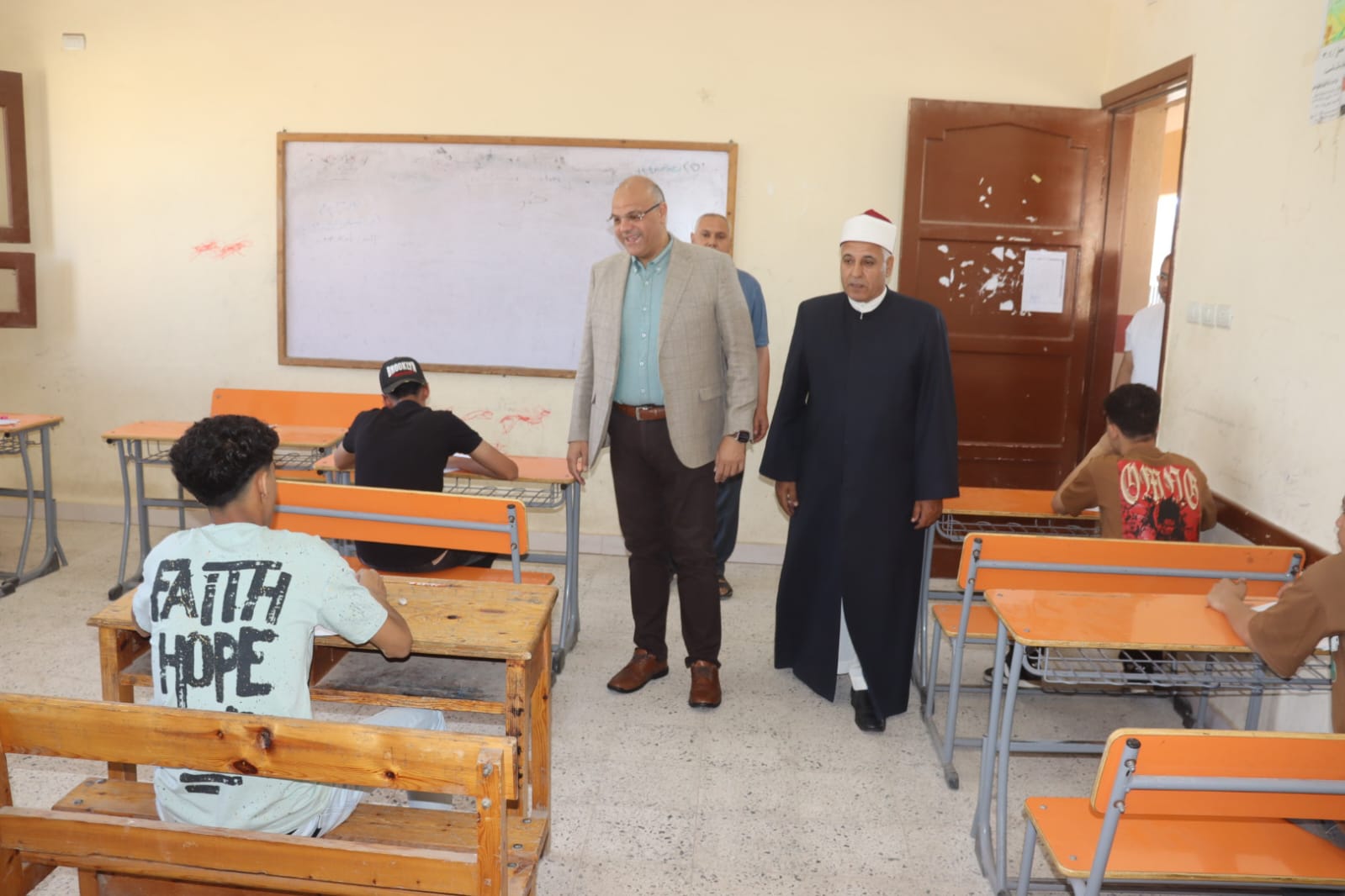 خلال متابعة اللجان الفرعية خلال متابعة اللجان الفرعية