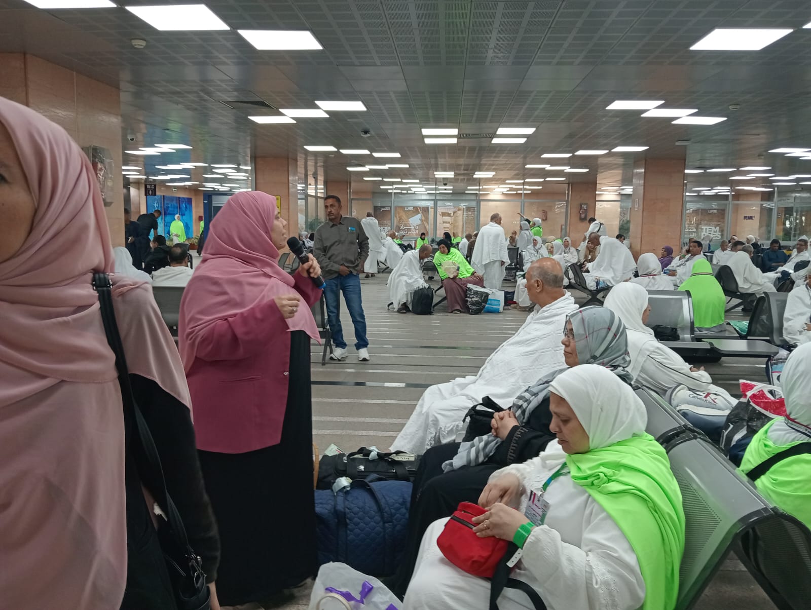 الندوات من منطقة وعظ الأقصر مع الحجاج فى الأقصر الندوات من منطقة وعظ الأقصر مع الحجاج فى الأقصر