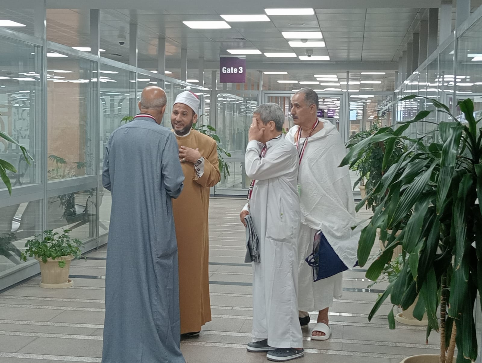 جانب من ندوات منطقة وعظ الأقصر مع الحجاج فى الأقصر جانب من ندوات منطقة وعظ الأقصر مع الحجاج فى الأقصر