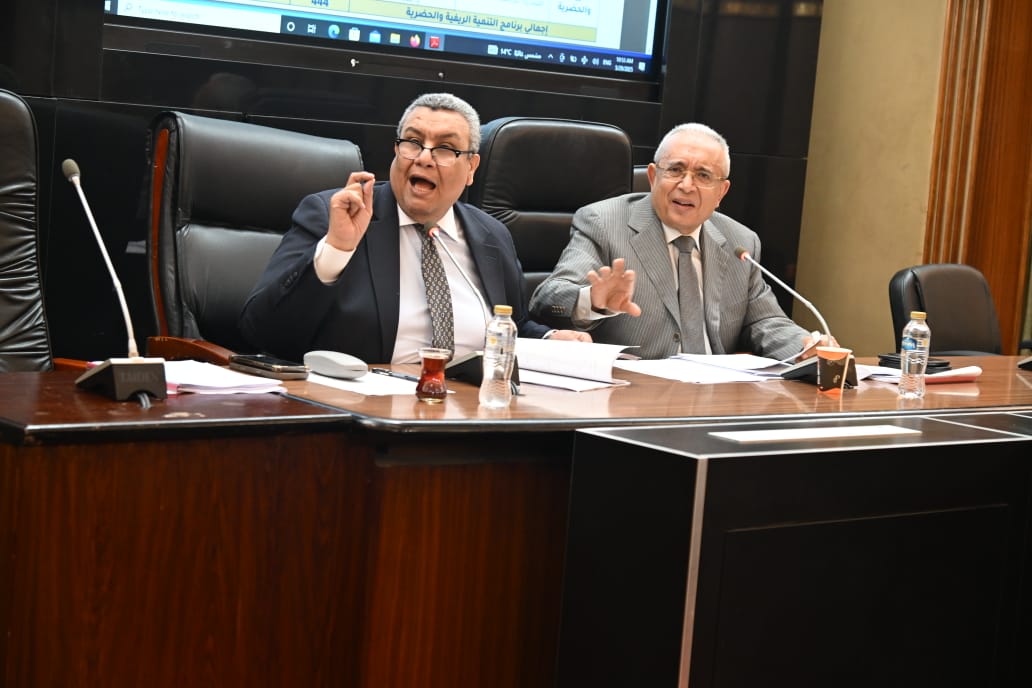 لجنة الخطة الموازنة