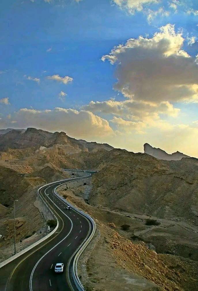 الصعود لجبل حفيت الصعود لجبل حفيت