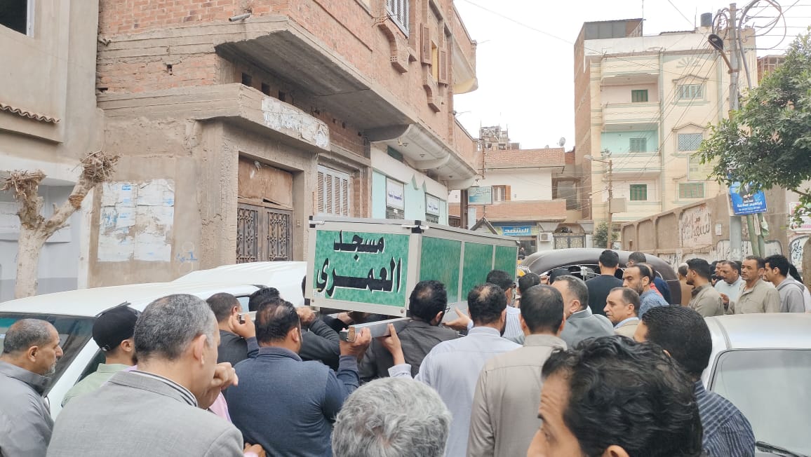 تشييع جنازة الزميل عادل درة بالغربية (2)