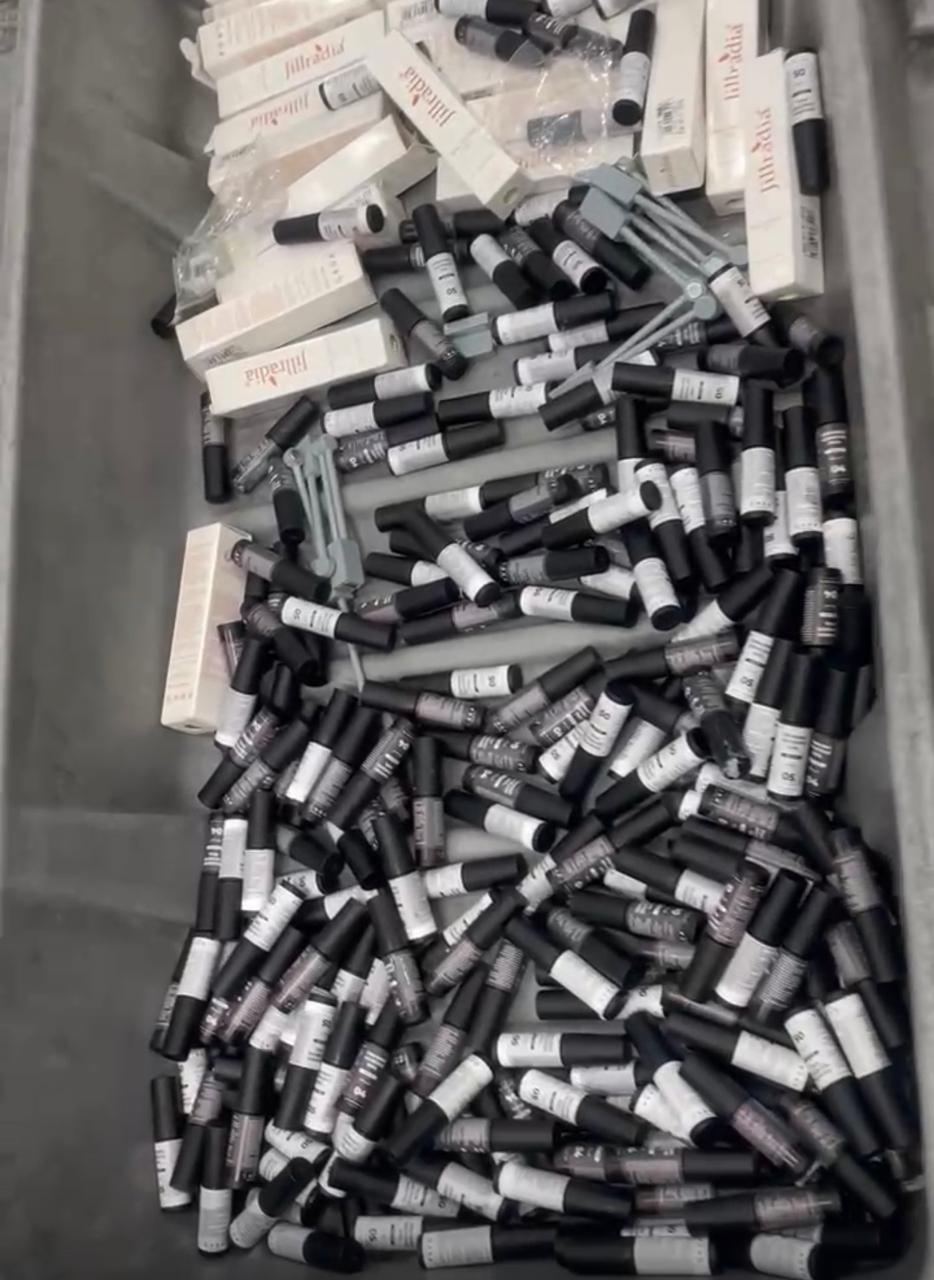 db9180c7-f83b-452c-885f-4118773371b2